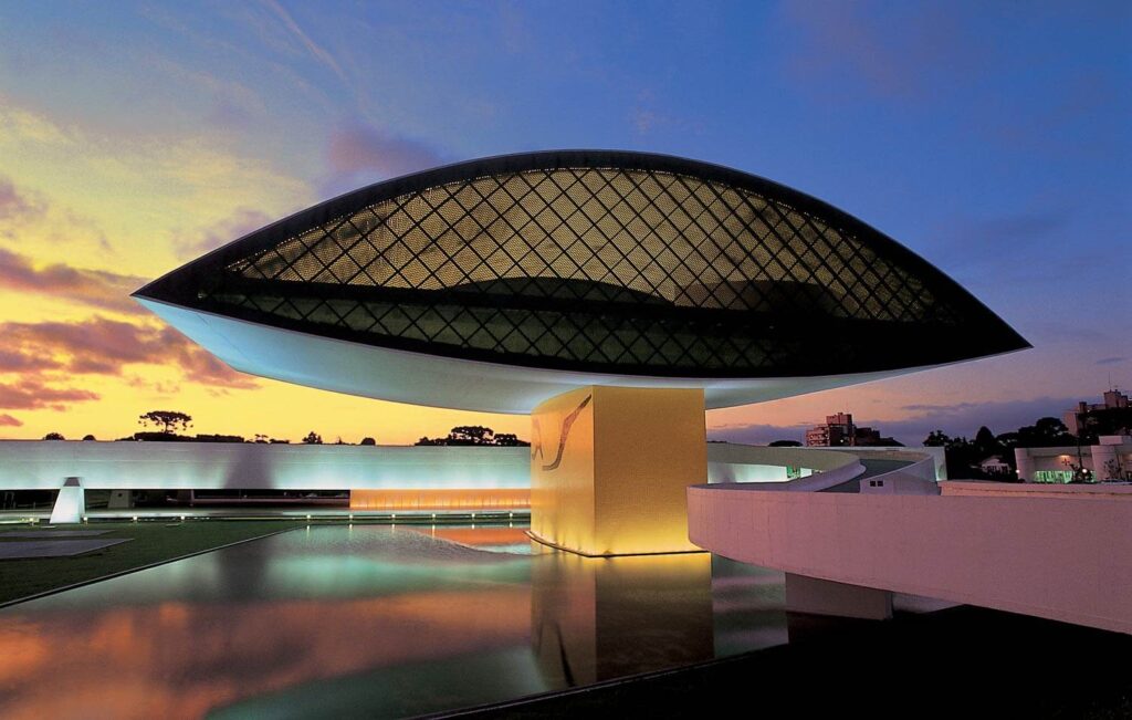 Curitiba-Museu-Oscar-Niemeyer-foto_Carlos_Renato-8-web