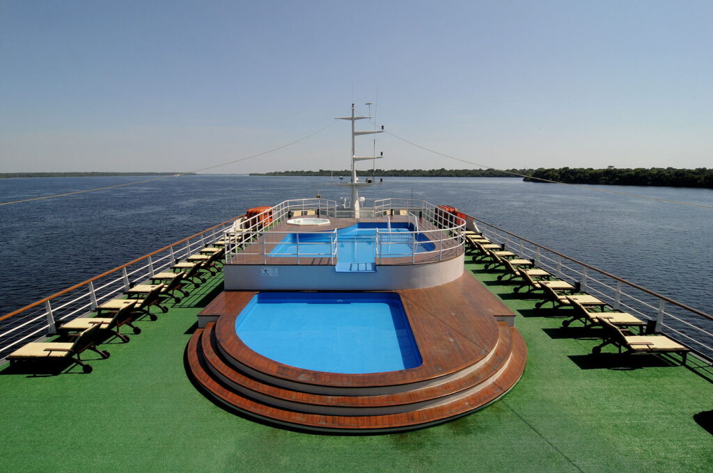 01Hotel-IberoStar-Grand-Amazon