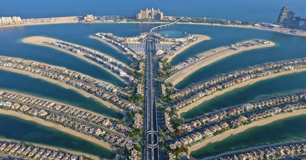the-view-at-the-palm-dubai-capa
